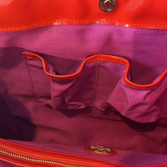 Tory Burch NWT Logo Perforated Tote in Tory Red - Picture 7 of 13